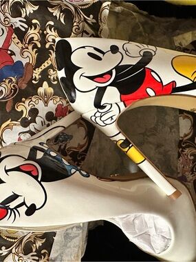Aldo x Disney White Patent Leather Minnie and Mickey Mouse Pointed-Toe Heels